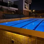 Apartament Theos 8 Family For Families Only Kusadası