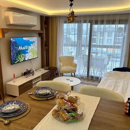 Theos 8 Family For Families Only Appartement Kusadası